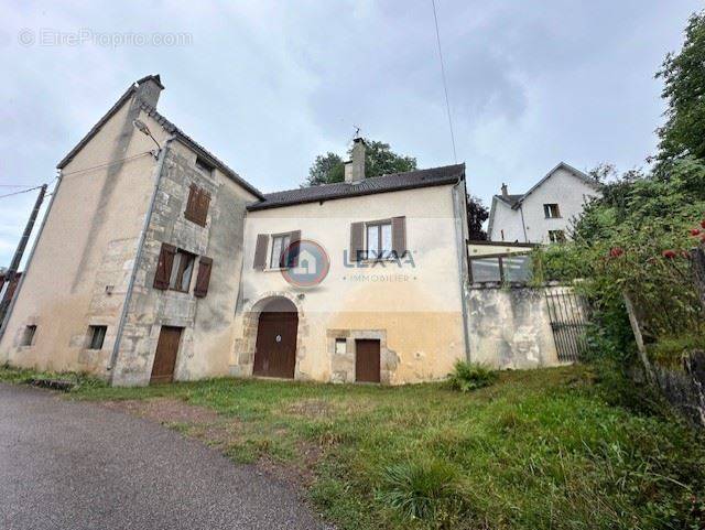 Maison à AIGNAY-LE-DUC