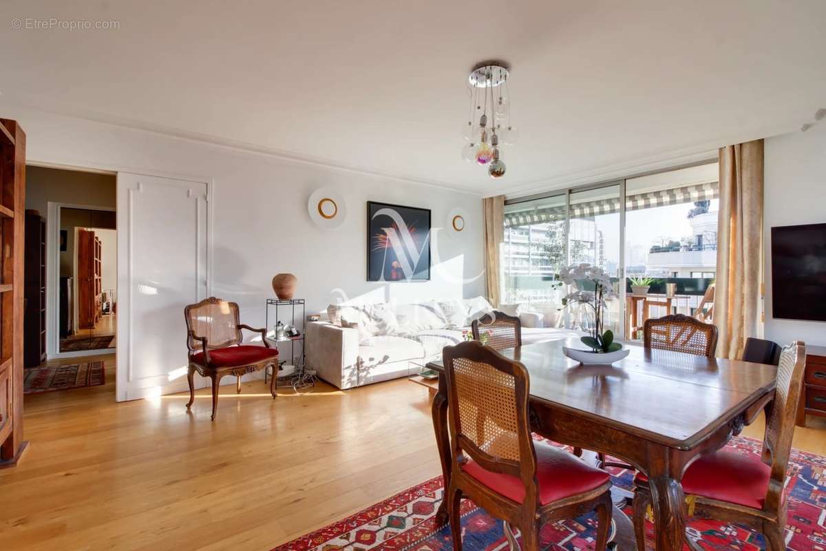 Appartement à BOULOGNE-BILLANCOURT