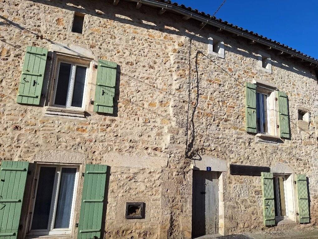 Maison à CHASSENEUIL-SUR-BONNIEURE