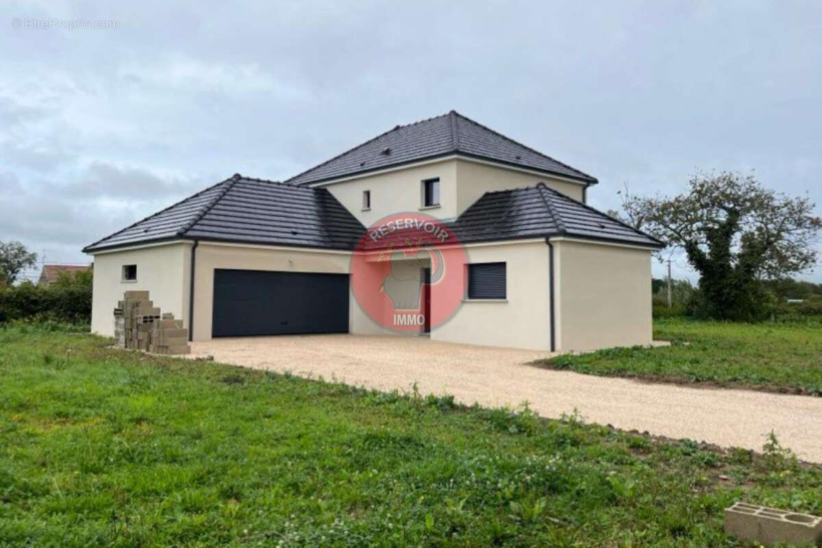 Maison à BEAUNE