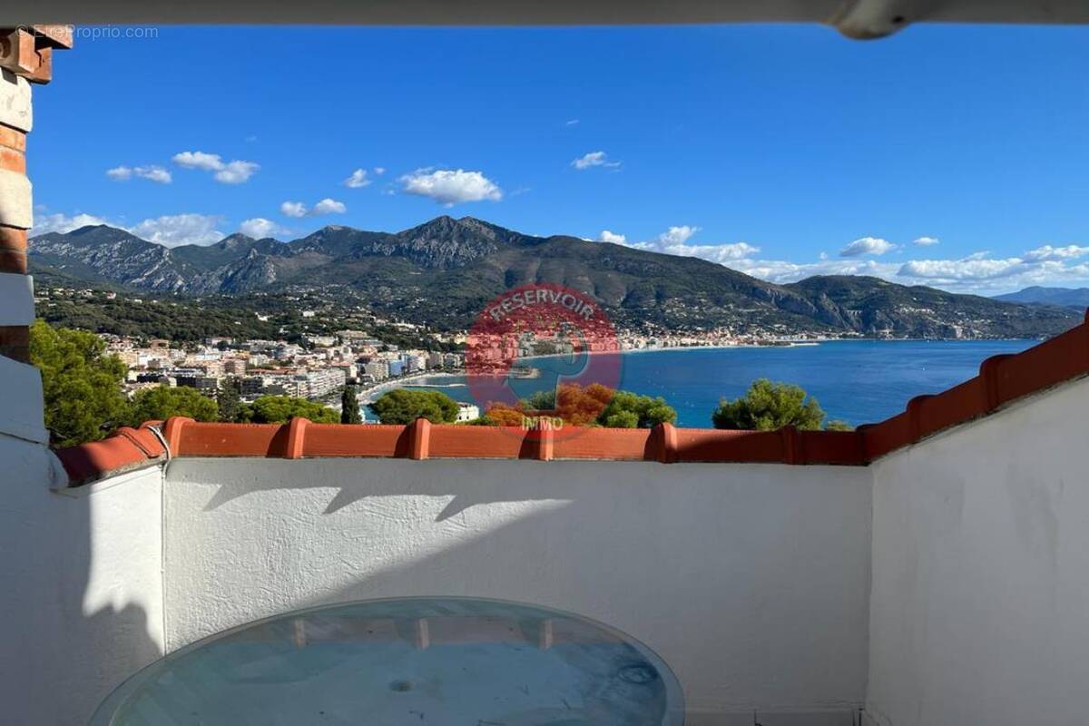 Appartement à ROQUEBRUNE-CAP-MARTIN