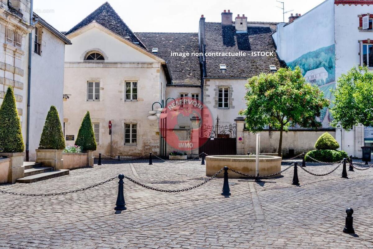 Autre à BEAUNE