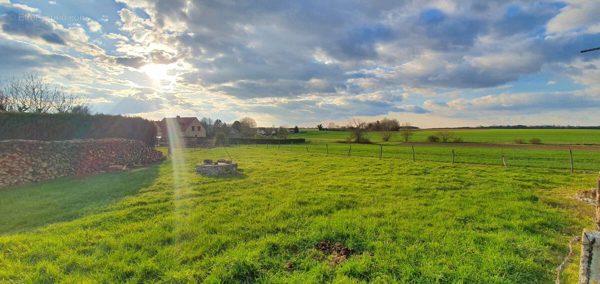 Terrain à NANGIS