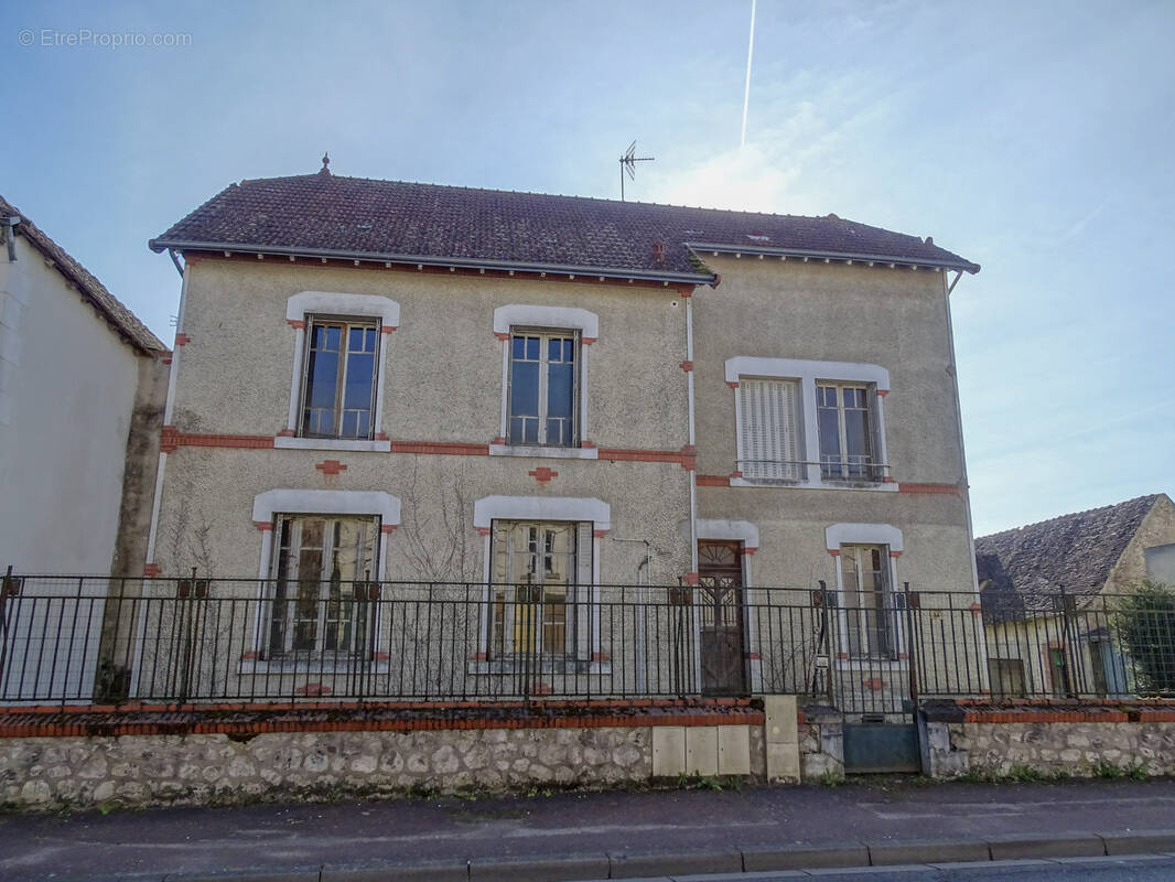 Maison à VILLEFRANCHE-SUR-CHER