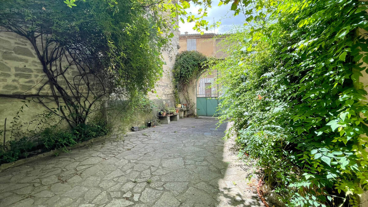 Maison à UZES