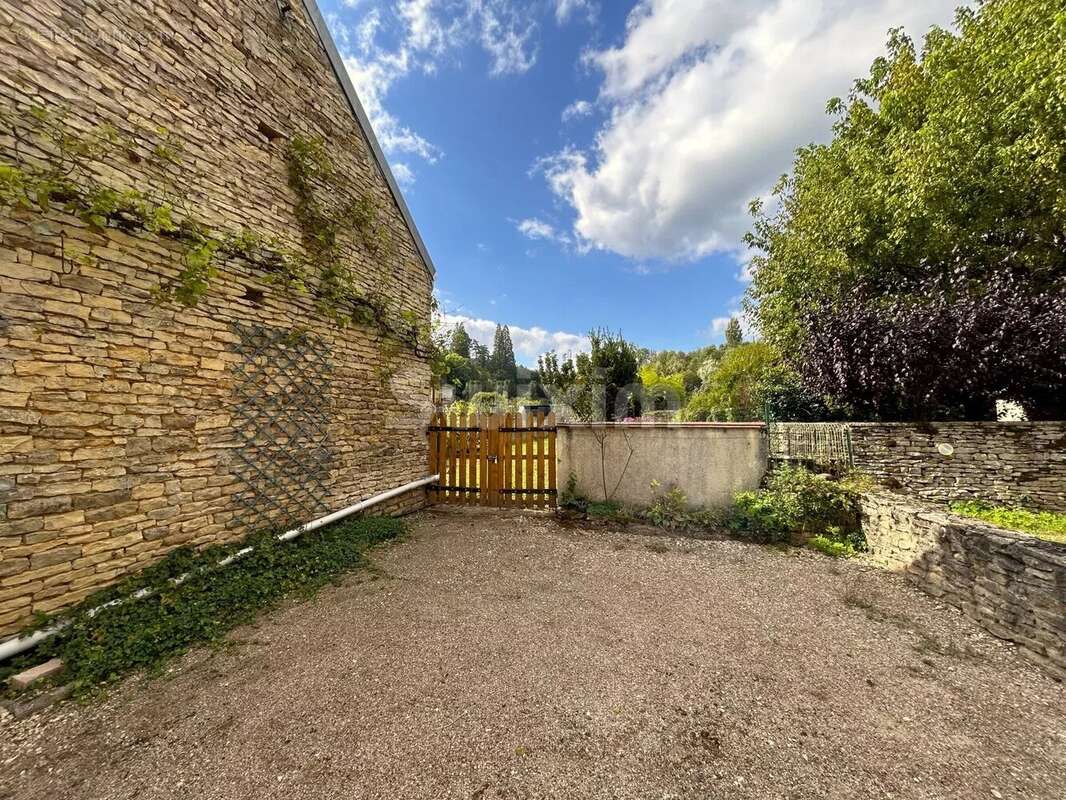 Maison à VEZELAY