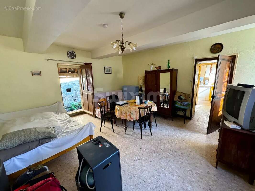 Appartement à LORMES