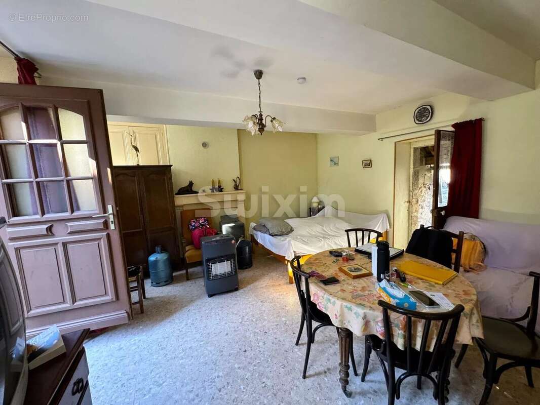 Appartement à LORMES