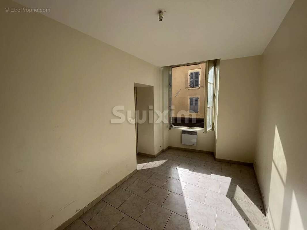 Appartement à ANCY-LE-FRANC