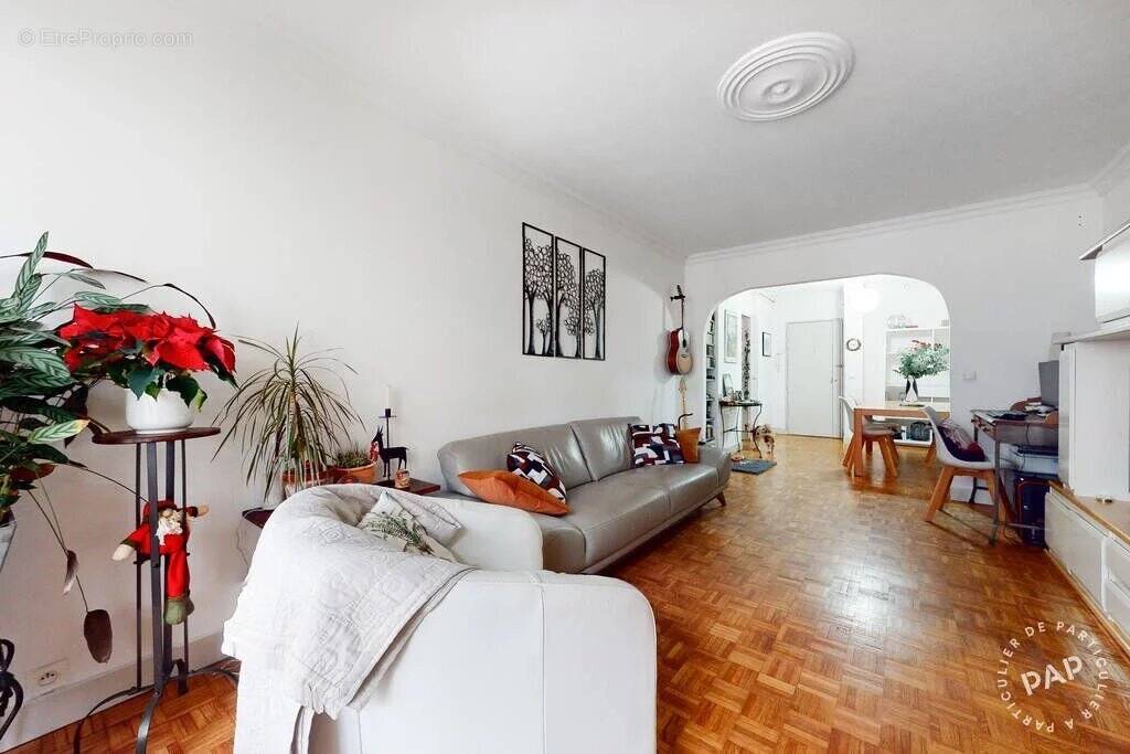 Appartement à LEVALLOIS-PERRET