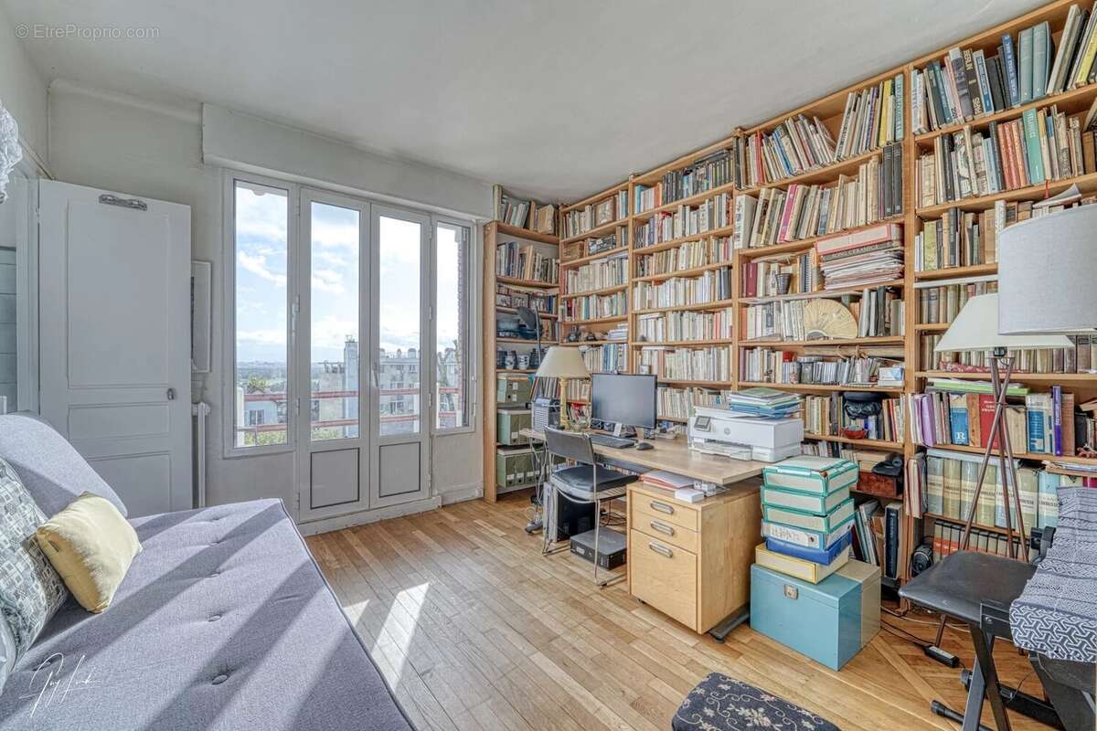 Appartement à SURESNES