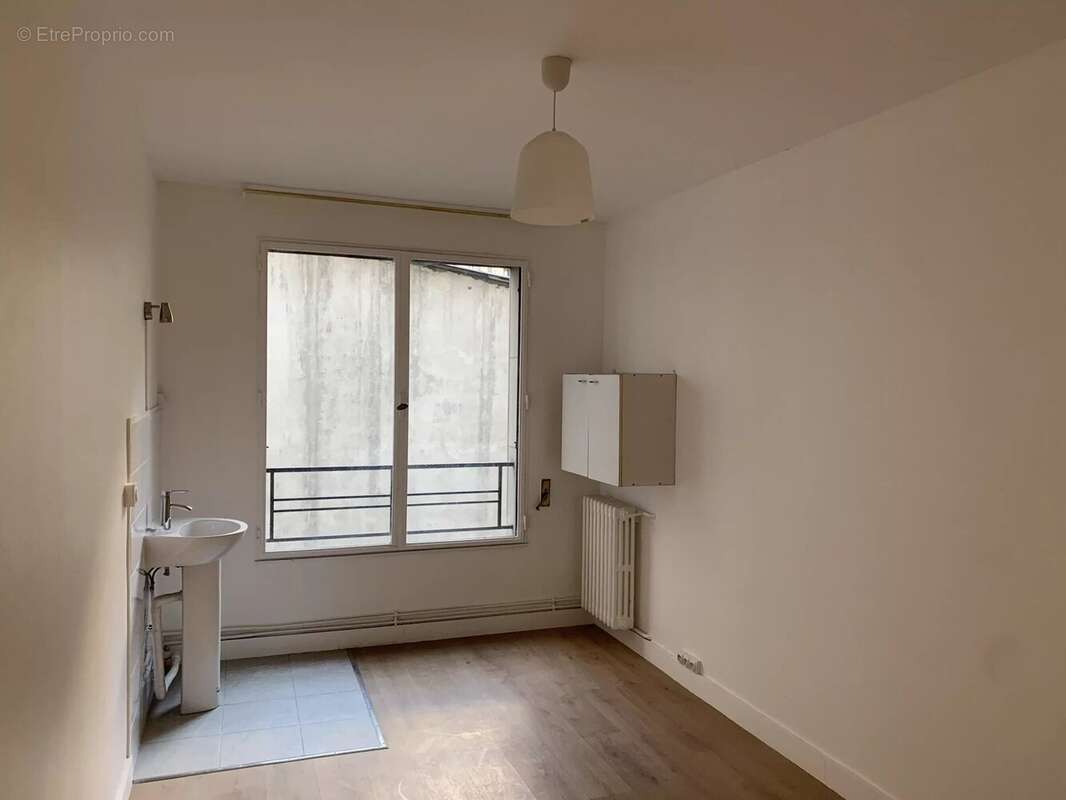 Appartement à PARIS-8E