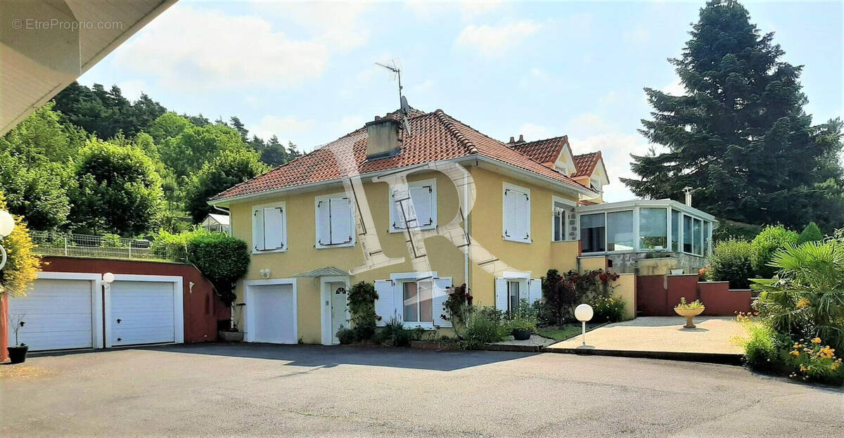 Maison à ARSAC-EN-VELAY