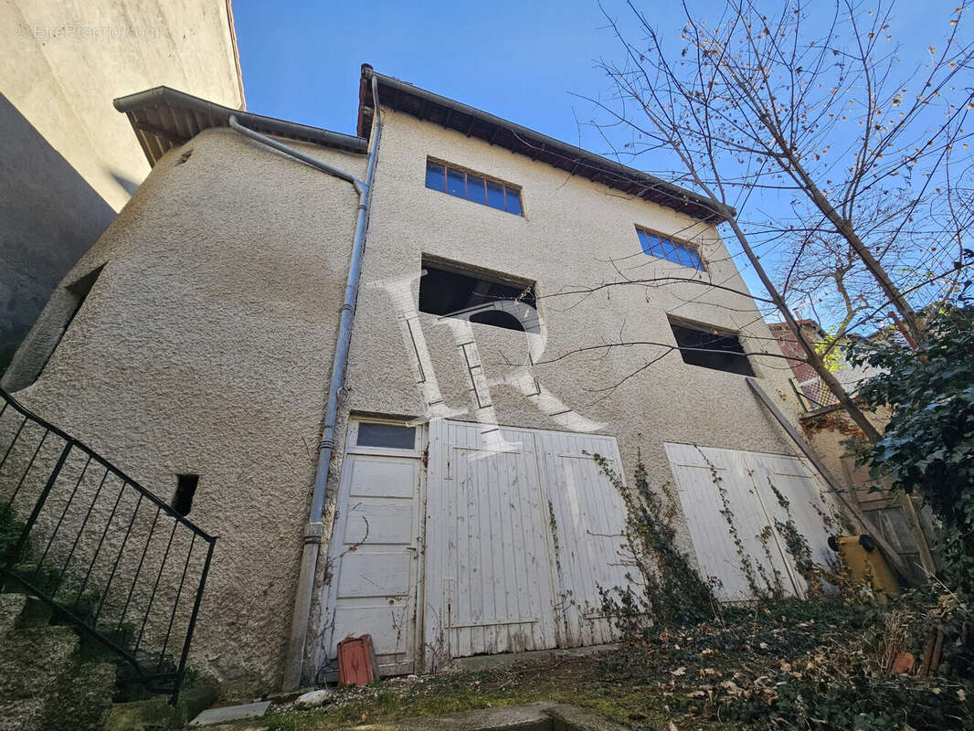 Appartement à ESPALY-SAINT-MARCEL