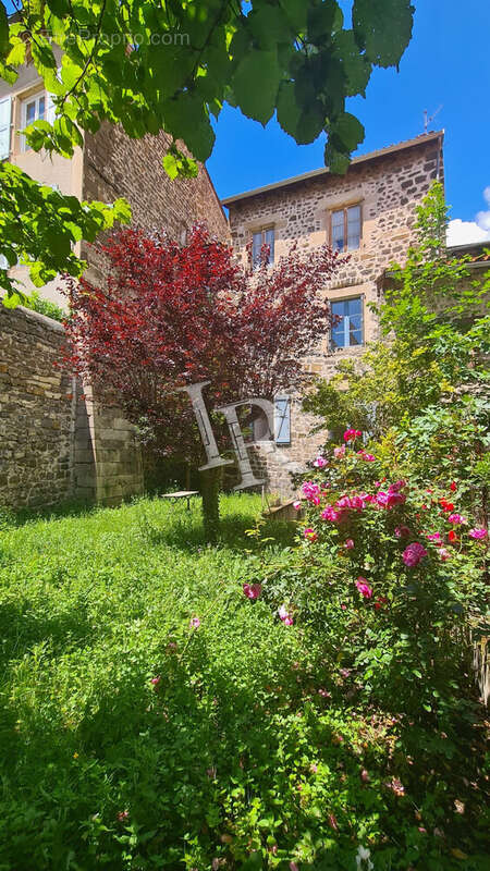 Appartement à LE PUY-EN-VELAY