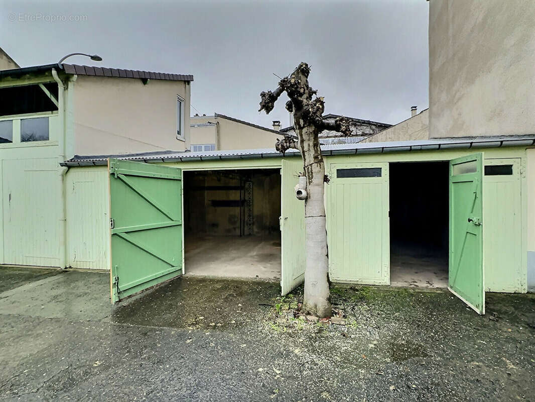 Maison à IVRY-SUR-SEINE