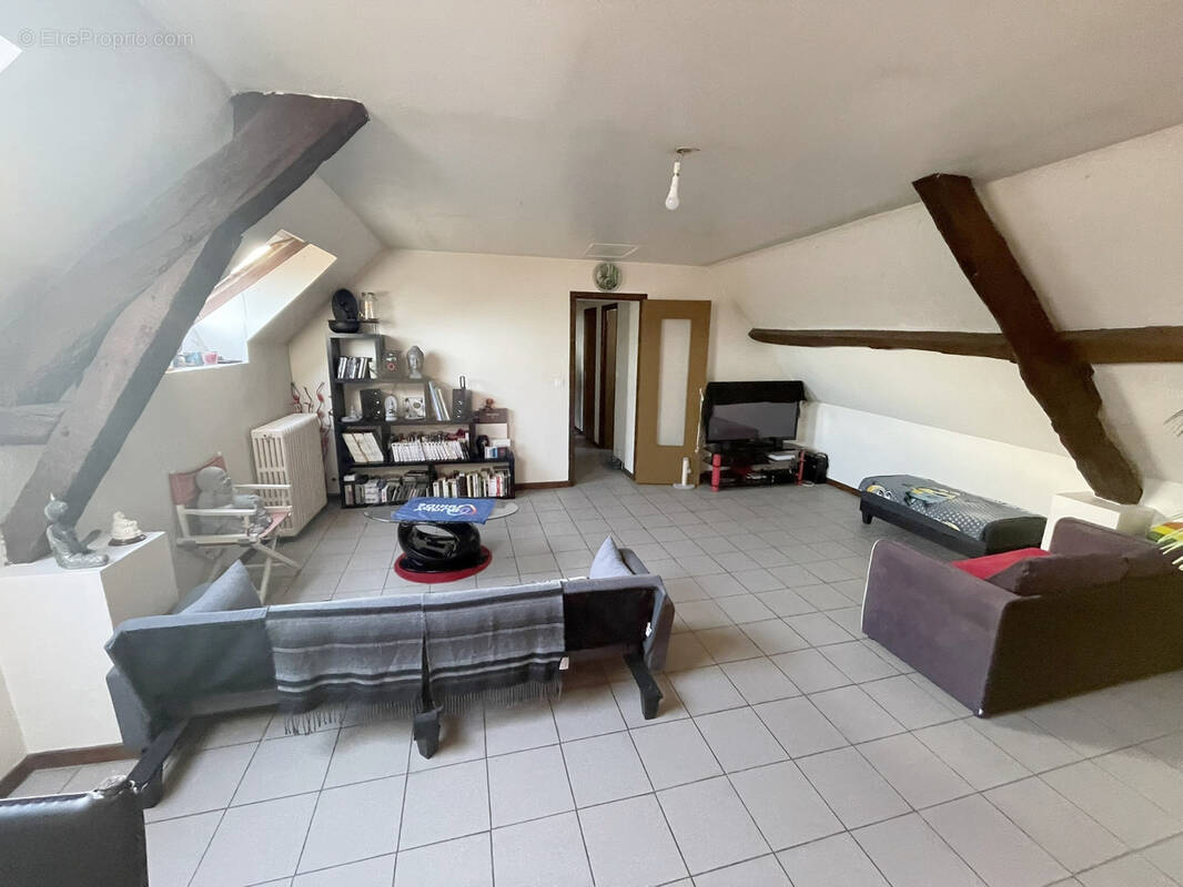 Appartement à LUZARCHES