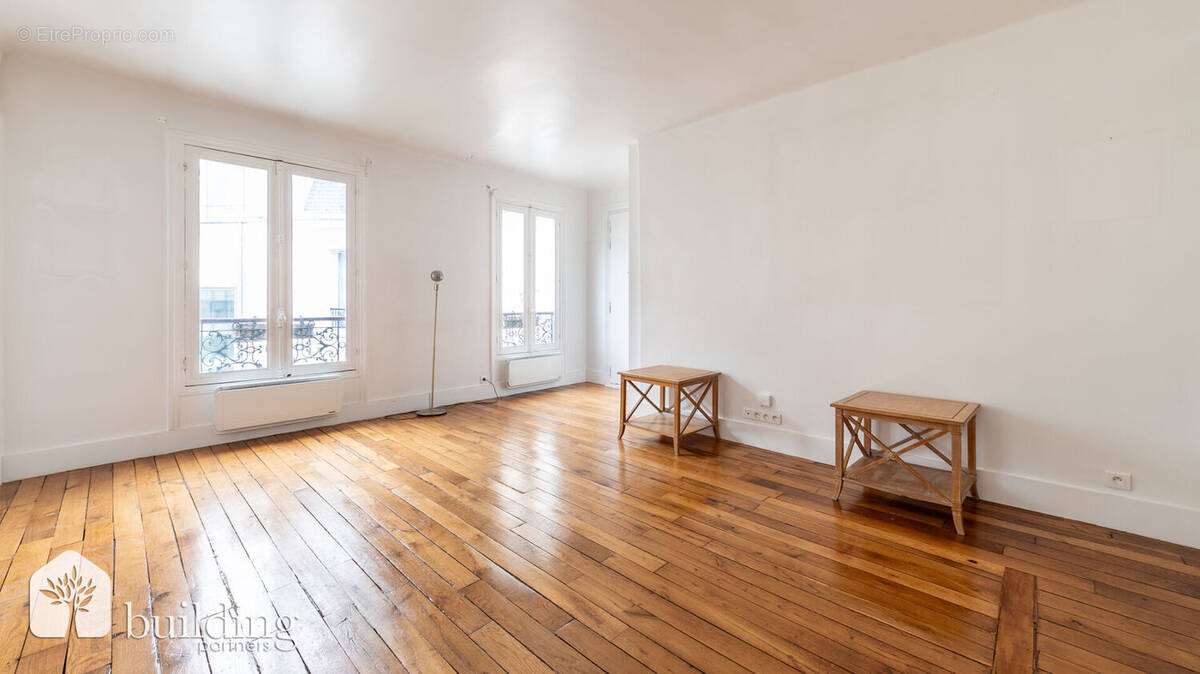 Appartement à PARIS-17E