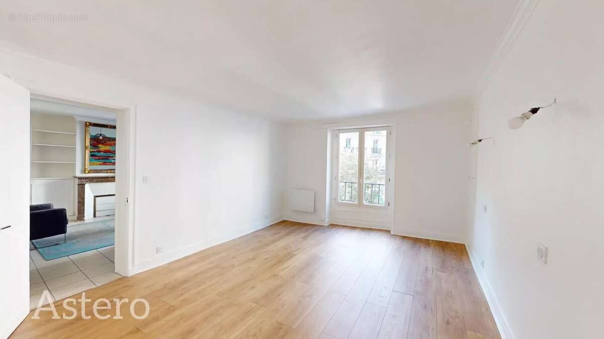 Appartement à PARIS-9E