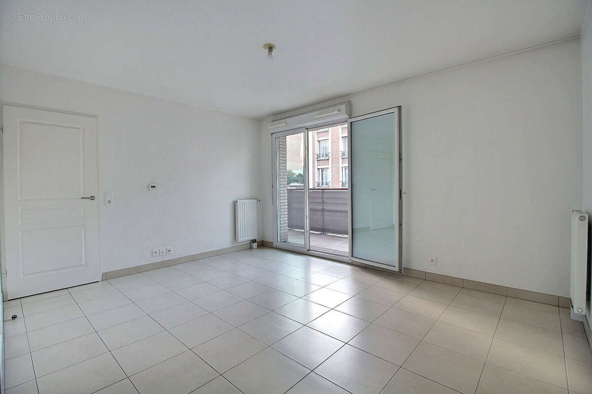 Appartement à COLOMBES