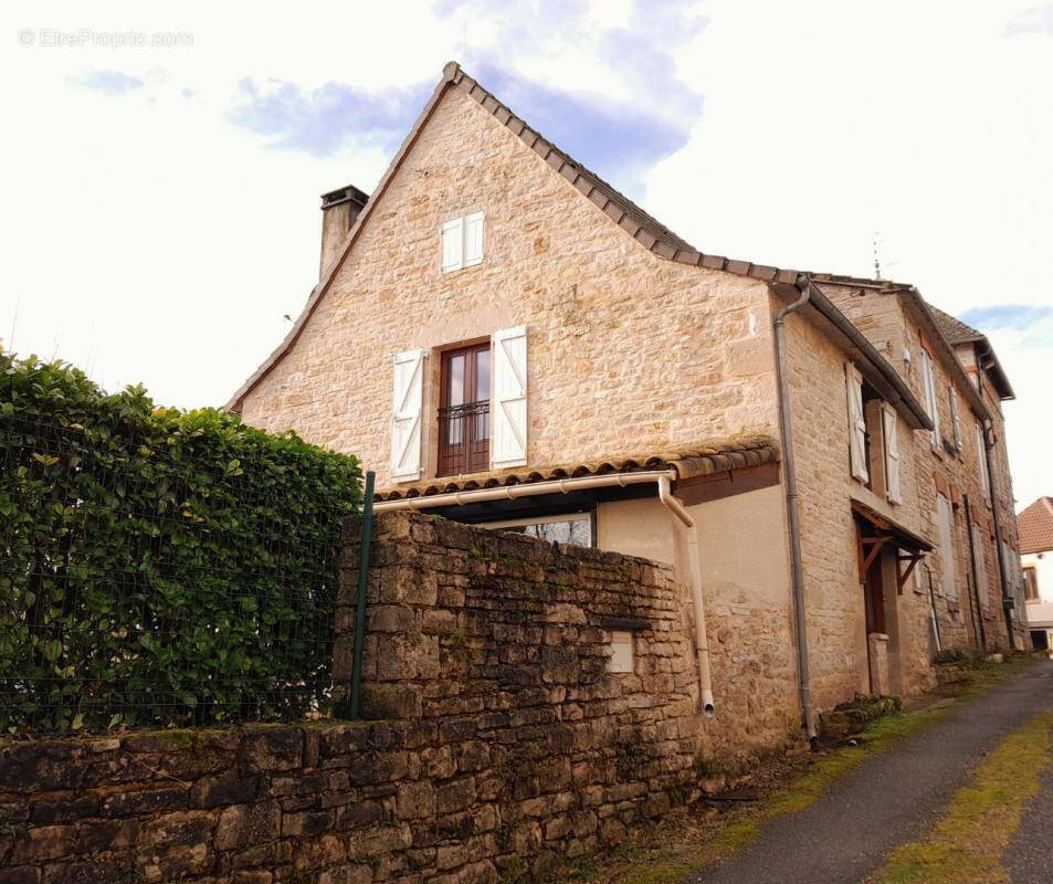 Maison à CAYLUS