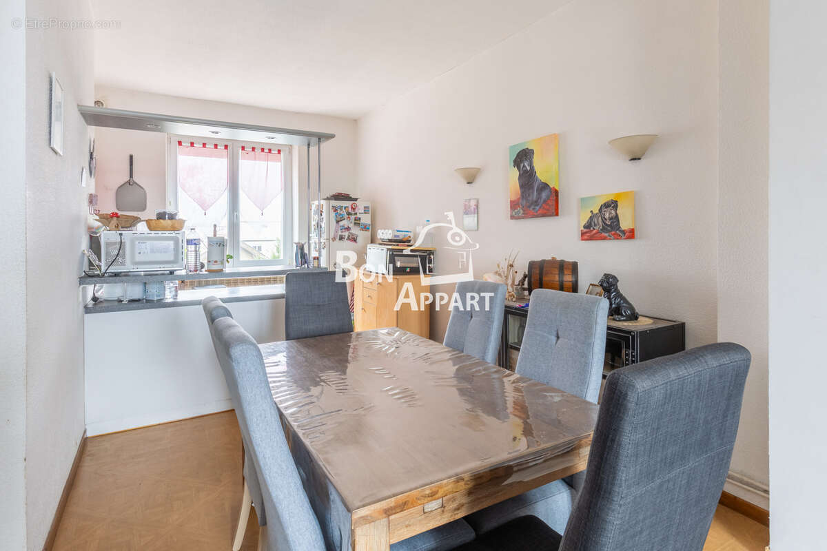 Appartement à SAINT-PRIVAT-LA-MONTAGNE