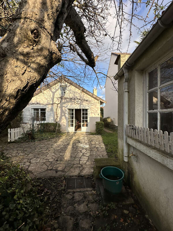 Maison à DAMMARIE-LES-LYS