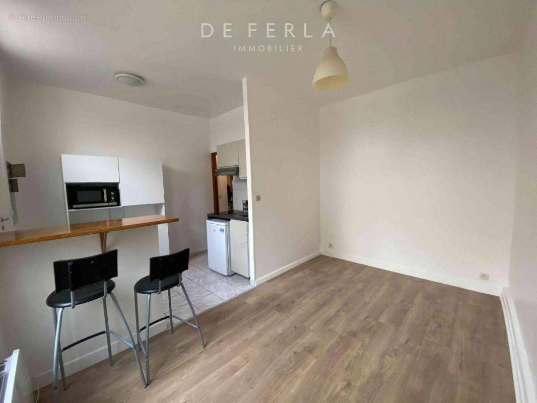 Appartement à PARIS-19E