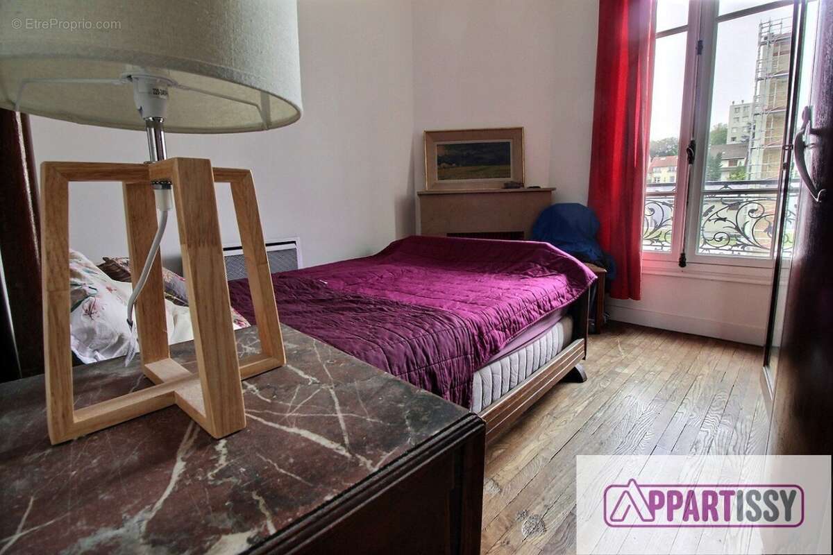 Appartement à ISSY-LES-MOULINEAUX