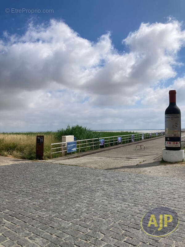 Appartement à PAUILLAC