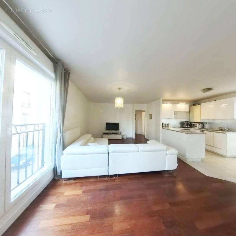 Appartement à MAISONS-ALFORT