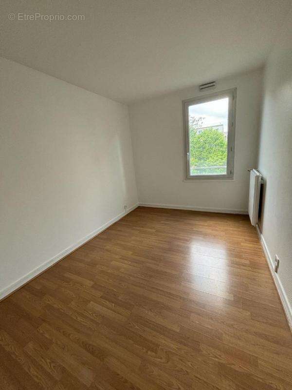 Appartement à MAISONS-ALFORT