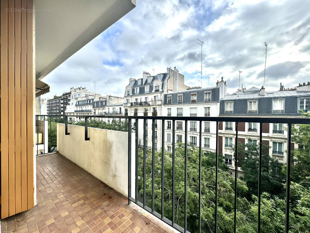 Appartement à PARIS-12E