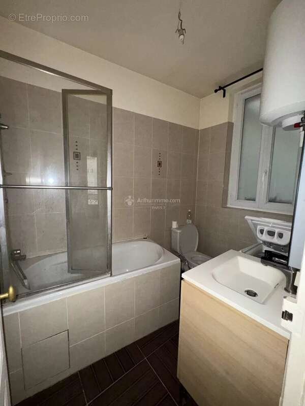 Appartement à PARIS-12E