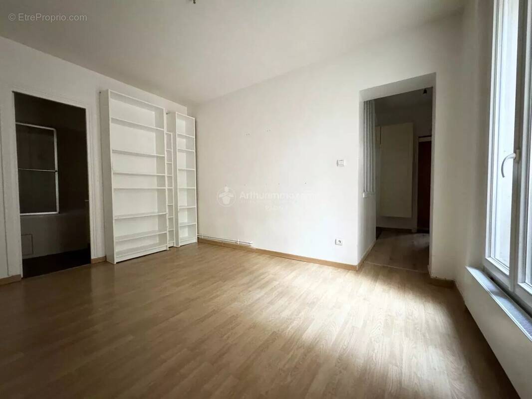 Appartement à PARIS-12E