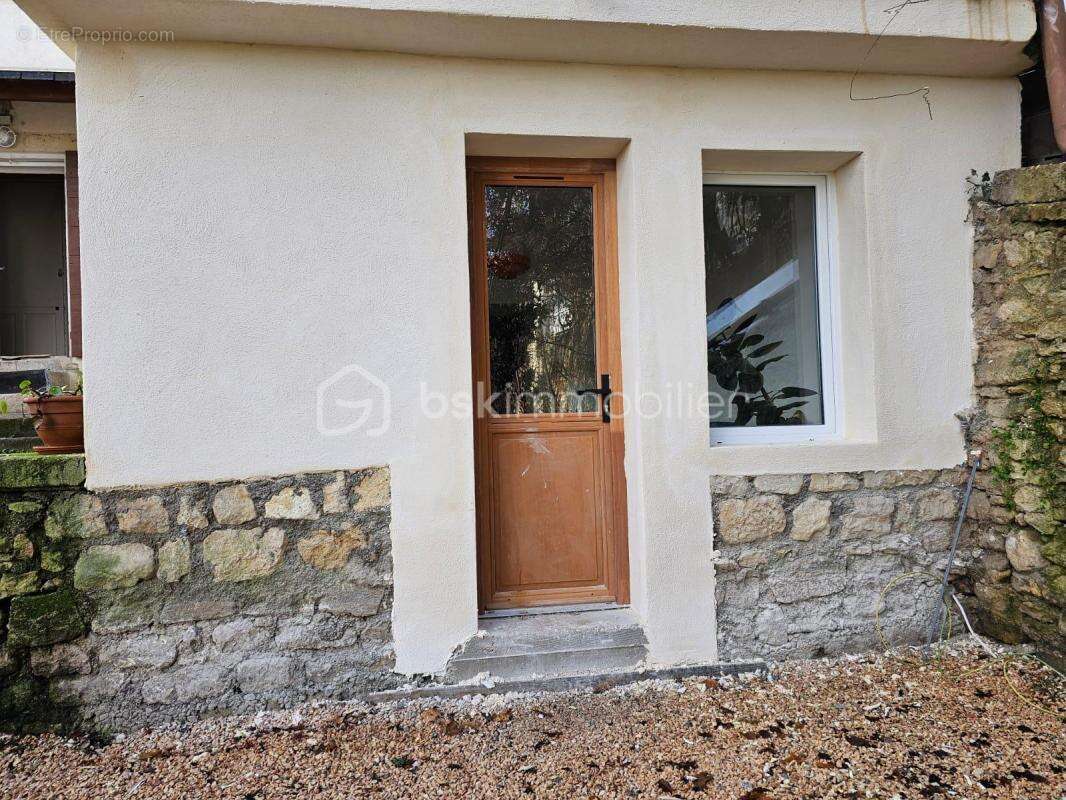 Appartement à FORCALQUIER