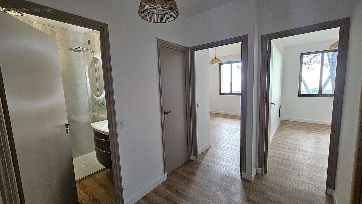 Appartement à VILLENEUVE-LOUBET