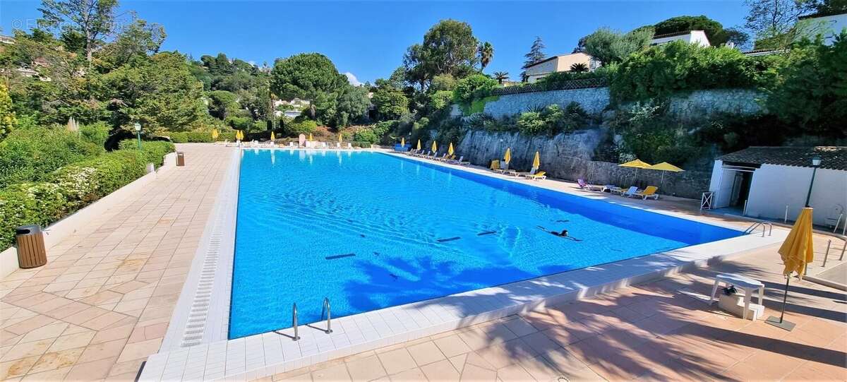 Appartement à VILLENEUVE-LOUBET