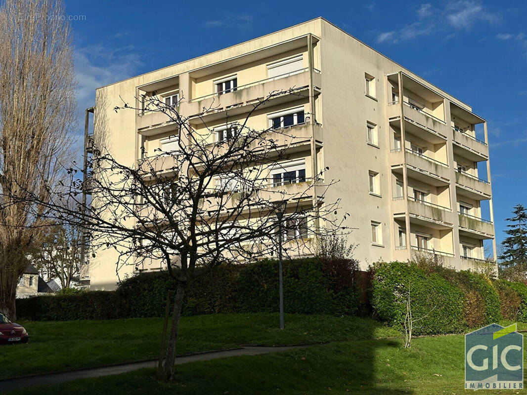 Appartement à HEROUVILLE-SAINT-CLAIR