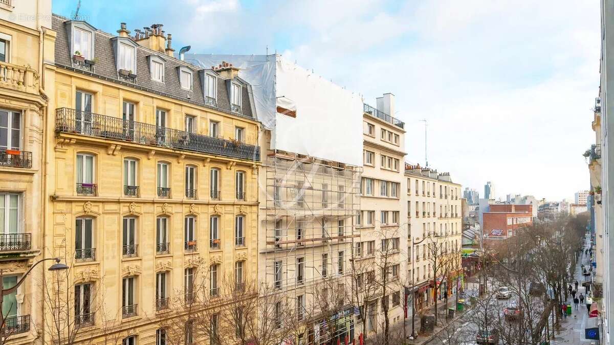 Appartement à PARIS-18E