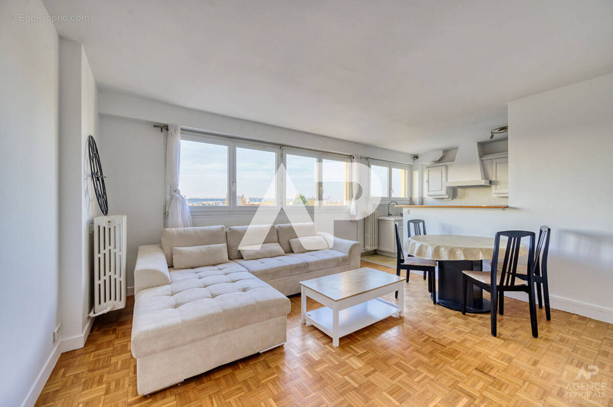 Appartement à RUEIL-MALMAISON