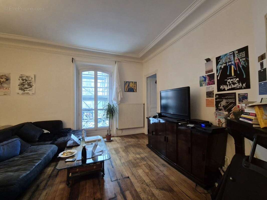 Appartement à PARIS-18E