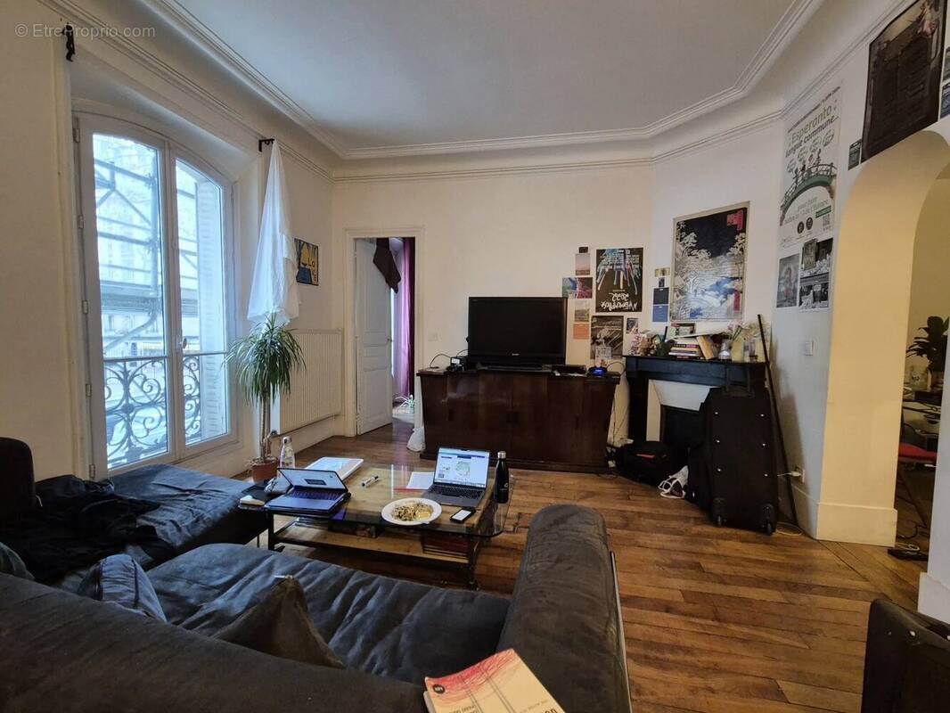 Appartement à PARIS-18E