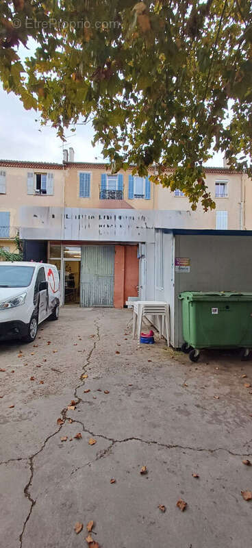 Commerce à GARDANNE