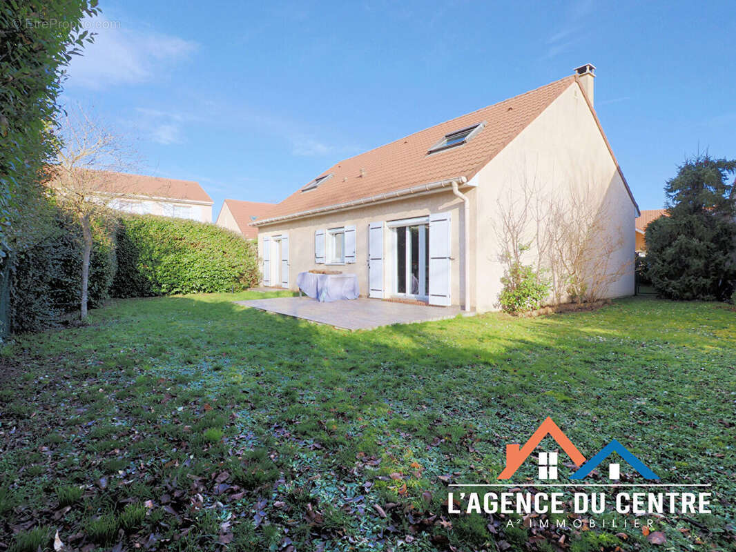 Maison à CARRIERES-SOUS-POISSY