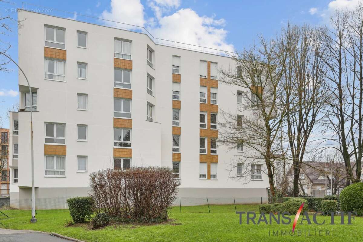 Appartement à ATHIS-MONS