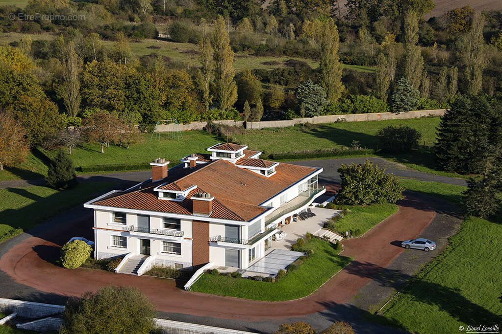 Maison à POITIERS