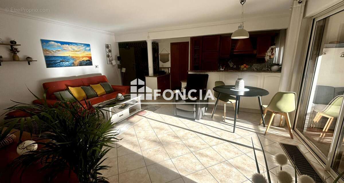 Appartement à FREJUS