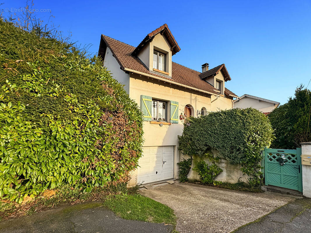 Maison à ORSAY