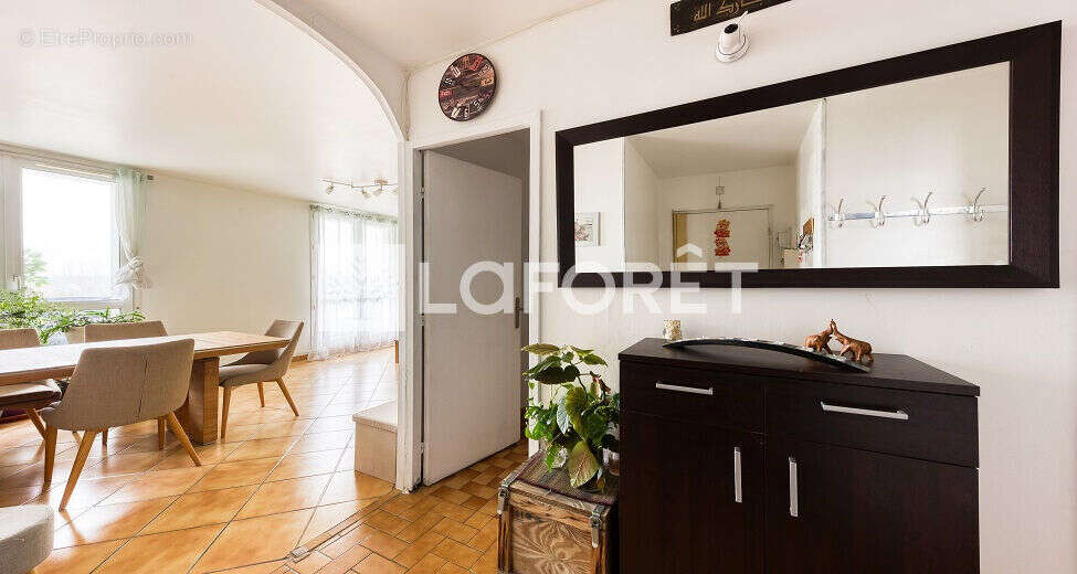 Appartement à ROISSY-EN-BRIE